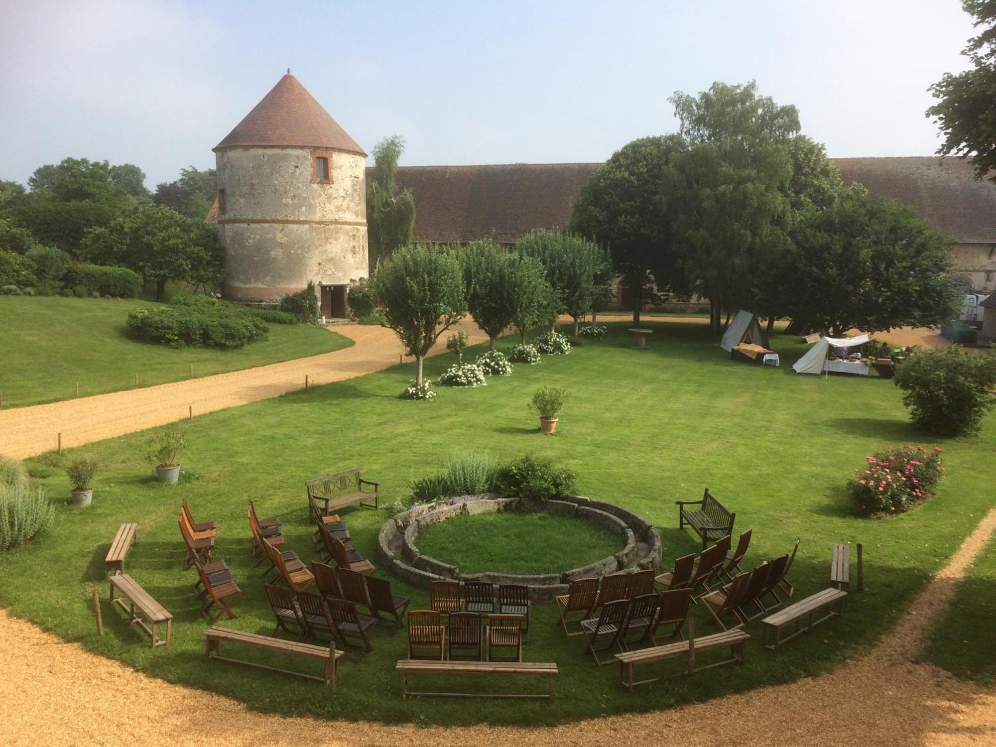 La Ferme Au Colombier Bed & Breakfast Neron ภายนอก รูปภาพ