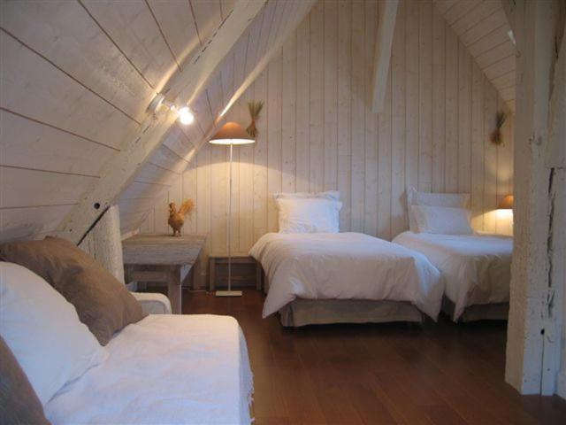 La Ferme Au Colombier Bed & Breakfast Neron ภายนอก รูปภาพ