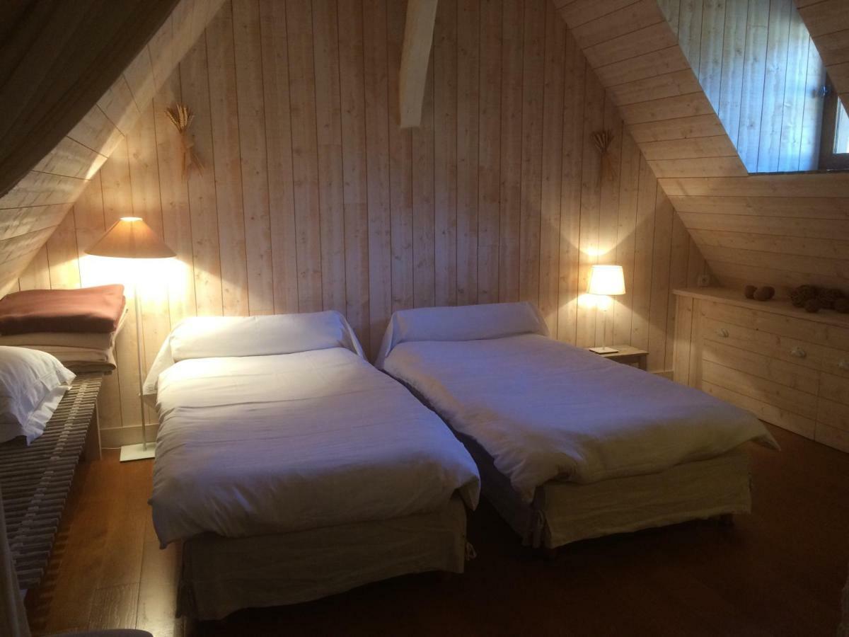 La Ferme Au Colombier Bed & Breakfast Neron ภายนอก รูปภาพ